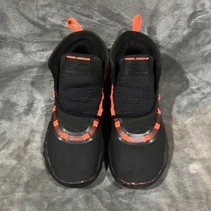 Under Armour Curry SC 3Zero II Sz 6.5Y Basketball Shoes # 3020424-002 Blk